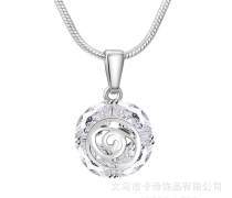 曹縣青菏街道辦事處春雨木制品廠 專業定做桐木項鏈盒，打造優雅零售包裝